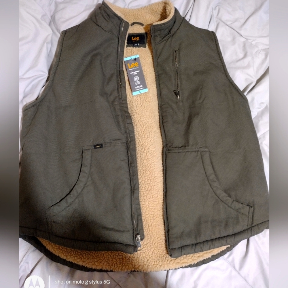 Lee canvas vest
